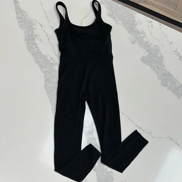 VUORI Halo Essential Jumpsuit BLACK Women's size small NWT BLACK bodysuit - Picture 2 of 4